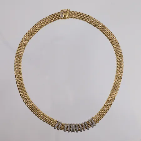 Halssmykke med diamanter (60 x ca. 0,01ct), to-farget, lengde 41,5cm, bredde 9,3mm, 18K, bruttovekt 78,5g Vekt: 0 g Kontakt Lånekontoret for frakt