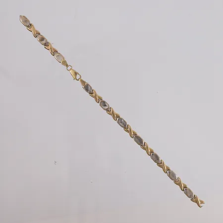 Armbånd, to-farget, lengde 18cm, bredde 5,2mm, røket/defekt, 14K Vekt: 5,3 g Kontakt Lånekontoret for frakt