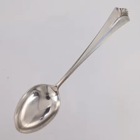 6 barneskjeer/isskjeer Rådhus med vifte, lengde 15cm, 925S Vekt: 151,2 g Kontakt Lånekontoret for frakt