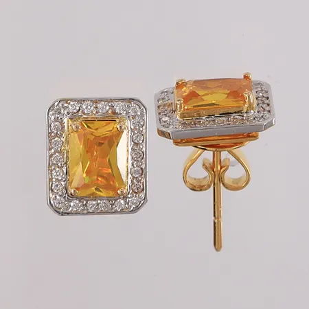 Ett par øredobber med diamanter (44 x ca. 0,01ct) og gule stener, to-farget, 13x11mm, 14K, bruttovekt 6,3g, passer sammen med A9673 Kontakt Lånekontoret for frakt