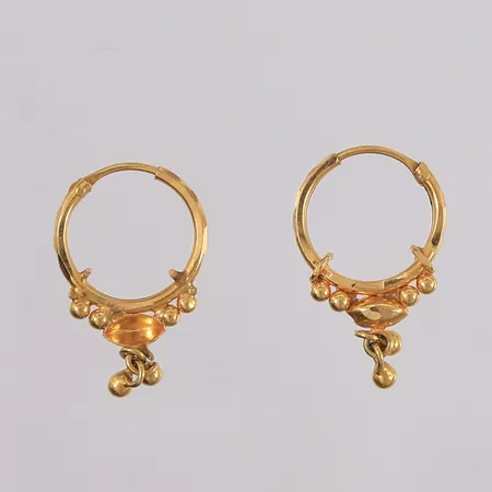 Ett par øredobber, 17x12mm, 21K Vekt: 1 g Kontakt Lånekontoret for frakt