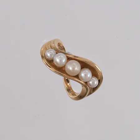 Ring med 5 perler, ø16,3mm, bredde 2,2- 7,2mm, 14K, bruttovekt 5,2g Vekt: 0 g Kontakt Lånekontoret for frakt