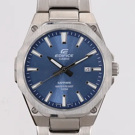 Casio Edifice, art.nummer EFR-S108D-2AVUEF, cal. 5359, ø40mm, quartz, stål, lys-blå urskive, safirglass, med eske og bruksanvisning Kontakt Lånekontoret for frakt