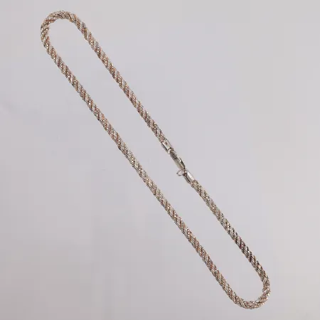 Kjede, lengde 40,5cm, bredde 4,2mm, 925S Vekt: 32,1 g Kontakt Lånekontoret for frakt