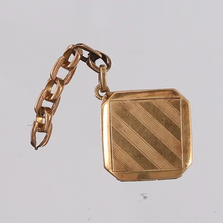 Lenke med medaljong, lengde 68mm, bredde 24mm, 14K Vekt: 5,3 g Kontakt Lånekontoret for frakt