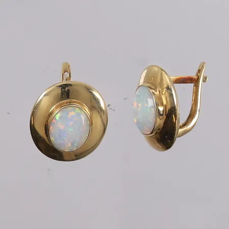 Ett par øredobber med syntetisk opal, 15x17mm, 14K, bruttovekt 5g Vekt: 0 g Kontakt Lånekontoret for frakt