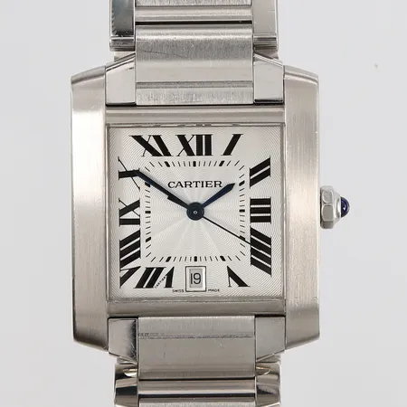 Cartier Tank Française, ref. 2302, snr. 867373UF, stålrem, hvit urskive, dato, automatisk, 32x28mm, med softcase og servicepapirer, uten boks og sertifikat Kontakt Lånekontoret for frakt