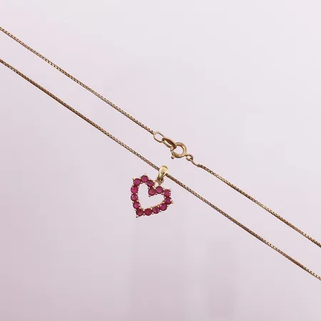 Halskjede med anheng og lilla stener, lengde 38,7 cm, bredde 0,9 - 16,5 mm, kjede ikke gull, 14K Vekt: 4,2 g Kontakt Lånekontoret for frakt