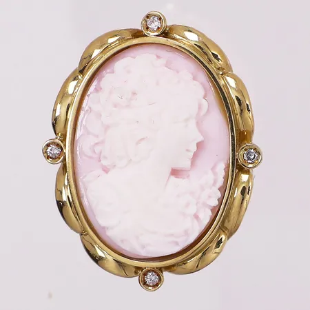 Kaméring med diamanter, 4 x ca 0,01 ct, Ø 16,5 mm, bredde 3 - 32 mm, 18K Vekt: 13,5 g Kontakt Lånekontoret for frakt