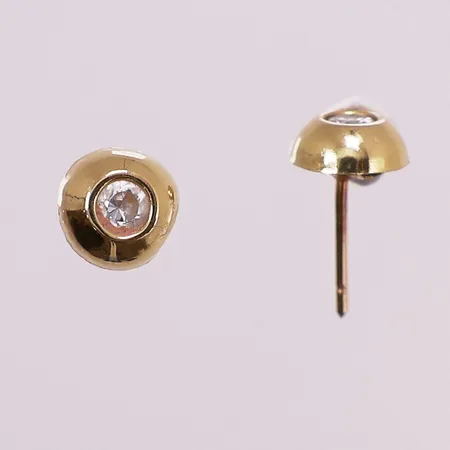 Ett par øredobber med klare stener, lengde 12,1 mm, bredde 6,7 mm, mangler stoppere, 14K Vekt: 0,6 g Kontakt Lånekontoret for frakt