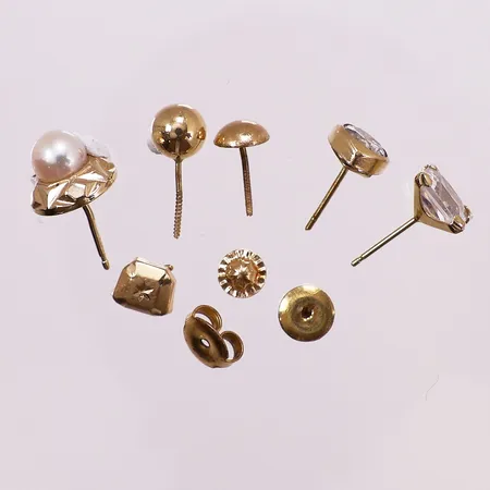 Skrotgull diverse, 14K Vekt: 2,9 g Kontakt Lånekontoret for frakt