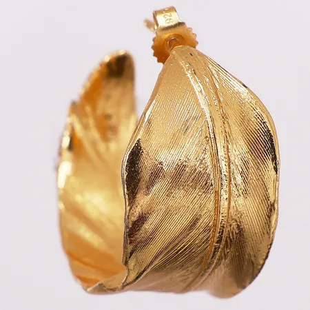 Øredobb, Ø 28,8 mm, bredde 15 mm, 925S Vekt: 7,3 g Kontakt Lånekontoret for frakt