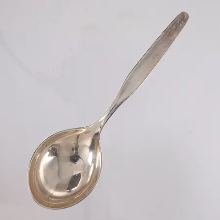 Serveringsskje, modell Aase, lengde 20cm, 830S.  Vekt: 61,9 g Kontakt Lånekontoret for frakt