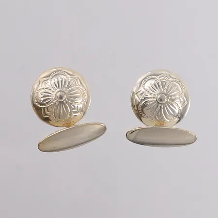 Ett par mansjettknapper, 830/1000 sølv.  Vekt: 7,3 g Kontakt Lånekontoret for frakt