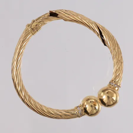 Skrotgull, 18K Vekt: 9,6 g Kontakt Lånekontoret for frakt