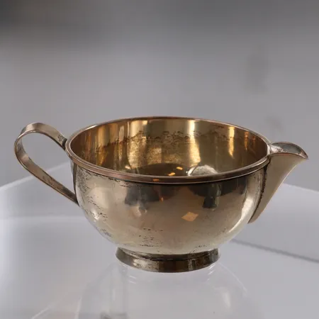 Mugge, høyde ca 4,5cm, 830/1000 sølv.  Kontakt Lånekontoret for frakt