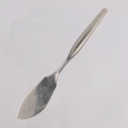 Smørkniv, lengde 12,5cm, 830S.  Vekt: 13,3 g Kontakt Lånekontoret for frakt