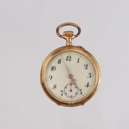 Lommeur, ø34mm, serienr. 261049, urverket går, 14K, bruttovekt 28,6g Kontakt Lånekontoret for frakt