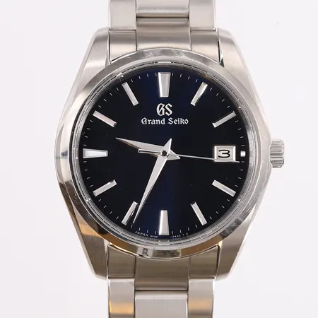 Grand Seiko Heritage Collection, ref. 9F85-0AC0, artikkelnummer SBGP011, snr: 020111, ø40mm, stål, quartz, sort urskive, safirglass, uten boks og tilbehør Kontakt Lånekontoret for frakt