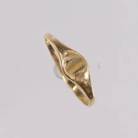 Ring, ø16,50mm, 14K gull.  Vekt: 0,8 g Kontakt Lånekontoret for frakt