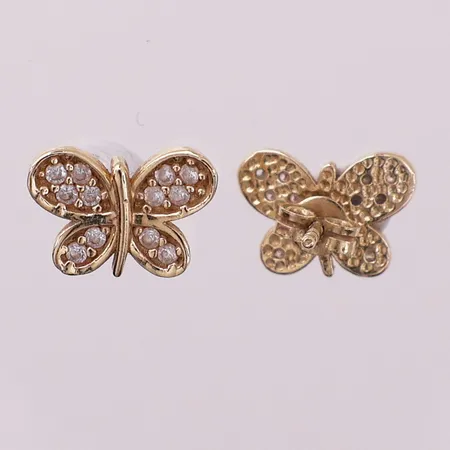 Ett par øredobber med klare stener, lengde 1,2 cm, bredde 7,7 mm, mangler stempel, skjev, 14K Vekt: 1,8 g Kontakt Lånekontoret for frakt