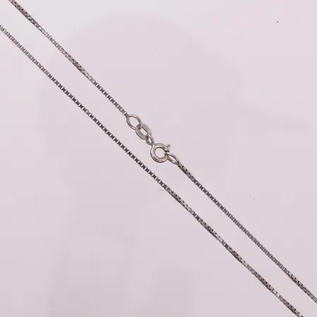 Halskjede Veneziansk, lengde 43 cm, bredde 1,1 mm, 14K Vekt: 2,9 g Kontakt Lånekontoret for frakt