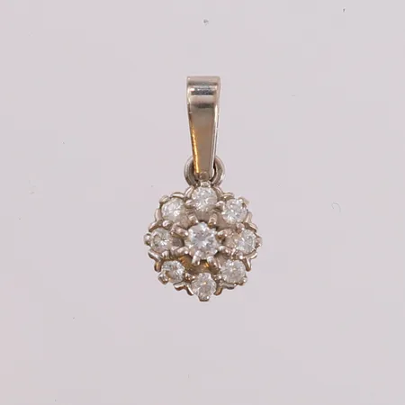 Anheng med diamanter (1 x ca. 0,05ct og 8 x ca. 0,02ct), 15x8mm, hvitt gull, 14K, bruttovekt 1,1g Vekt: 0 g Kontakt Lånekontoret for frakt