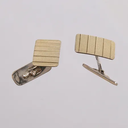 Ett par mansjettknapper, 19x12mm, 830S Vekt: 6,1 g Kontakt Lånekontoret for frakt
