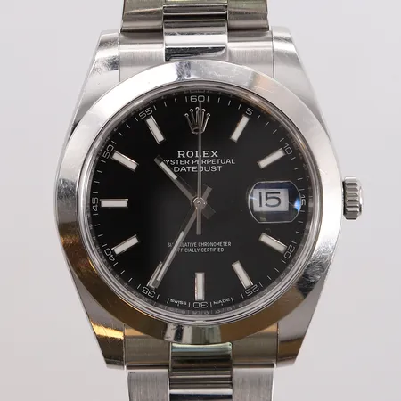 Rolex Datejust 41, ref.126300, snr. 9U00A532, cal. 3235, urverk 6J60J256, boett 2480, stål, automatisk, sort urskive, safirglass, noe bruksmerker, med boks, ytterboks, manual, tag, 2 løse/ekstra lenkebiter og sertifikat (kjøpt Urmaker Bjerke 09.05.2018) Kontakt Lånekontoret for frakt