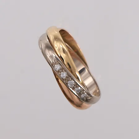 Ring med diamanter (5 x ca. 0,02ct), to-farget, ø18,2mm, bredde 5,7mm, tilsynelatende ustemplet, 14K, bruttovekt 5,3g Vekt: 0 g Kontakt Lånekontoret for frakt