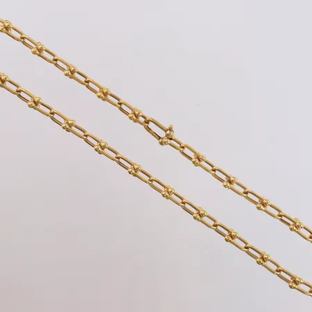 Halssmykke, hult, lengde 43cm, bredde 1,4- 6,8mm, 18K Vekt: 14,9 g Kontakt Lånekontoret for frakt