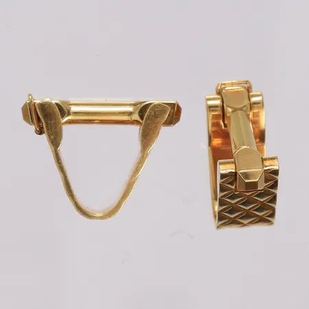 Ett par mansjettknapper, 24x18mm, bredde 8,7mm, 18K Vekt: 18,2 g Kontakt Lånekontoret for frakt