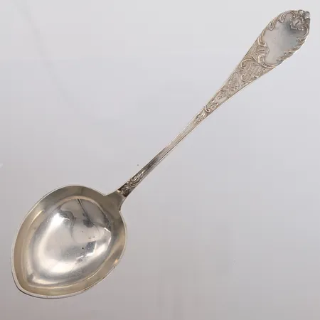 Serveringsskje, lengde 21,3cm, 830S Vekt: 58 g Kontakt Lånekontoret for frakt