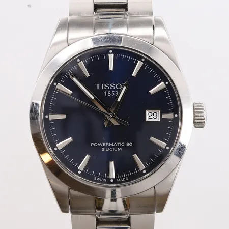 Tissot Powermatic 80 Silicium, ref. T127407A, snr. 2Z2 DMS F7S, ø40mm, stål, automatisk, blå urskive, safirglass, noe bruksslitasje, med 3 løse/ekstra lenkeledd, slitt boks og kjøpsbevis (kjøpt Gullfunn Horten 24.08.2023) Kontakt Lånekontoret for frakt