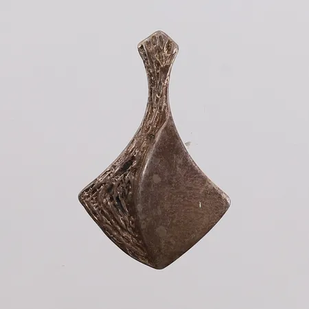 Anheng, 36x23mm, 925S Vekt: 4,4 g Kontakt Lånekontoret for frakt
