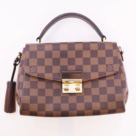 Veske Louis Vuitton, Croisette, modell N53000, ca 24 x 17 x 9,5 cm, brunt monogram, serienr: TR1187, avtakbar skulderstropp og dusk, kvittering fra LV oslo 2017, yttertrekk, boks og LV papirpose Kontakt Lånekontoret for frakt