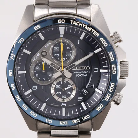 Seiko Chronograph, ref. 8T67-00H0, snr. 080756, ø48mm, quartz, grå-sort urskive, safirglass, noe bruksslitasje, *uten boks, papirer og tilbehør* Kontakt Lånekontoret for frakt