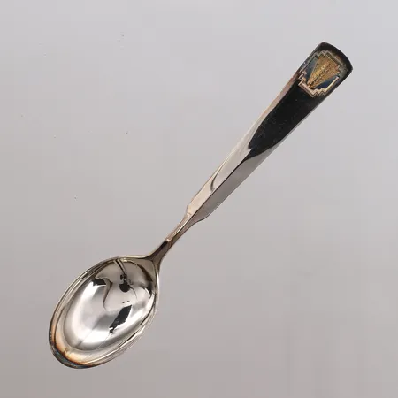 6 kaffeskjeer Bondesølv / Bondesylv (med forgylt kornaks på enden), lengde 11,6cm, Th. Marthinsen, 830S Vekt: 84,9 g Kontakt Lånekontoret for frakt