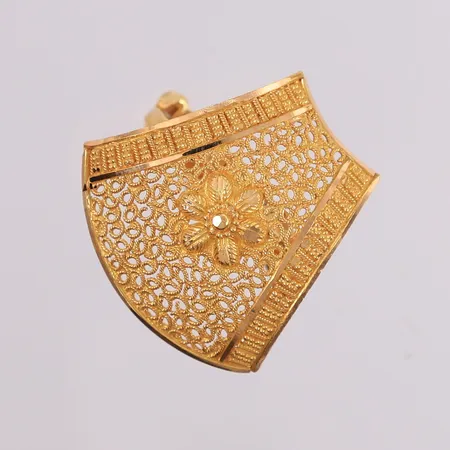 Ring, justerbar, 24x27mm, 21K Vekt: 6,9 g Kontakt Lånekontoret for frakt