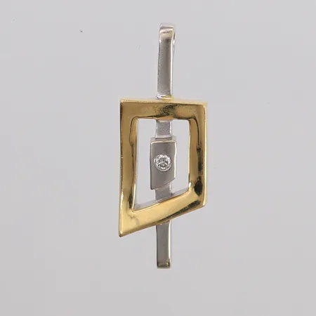Anheng med diamant (1 x ca. 0,03ct), to-farget, 28x10mm, 18K Vekt: 4,9 g Kontakt Lånekontoret for frakt