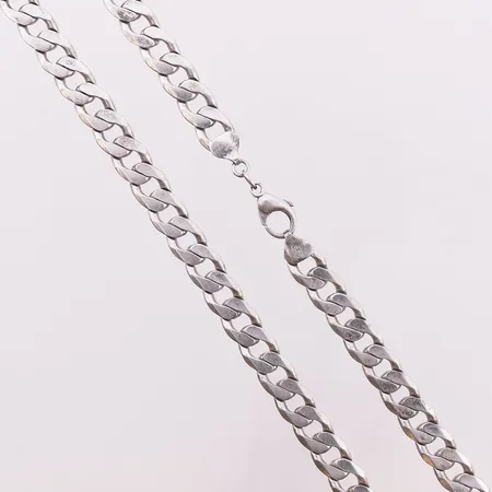 Kjede Panser, lengde 51 cm, bredde 9,5 mm, 925S Vekt: 65,5 g Kontakt Lånekontoret for frakt