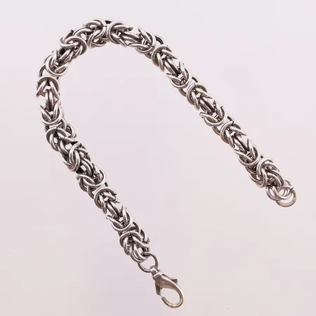 Armbånd Konge, lengde 22 cm, bredde 8,5 mm, 925S Vekt: 50,8 g Kontakt Lånekontoret for frakt