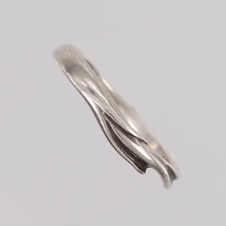 Ring, ø18,3mm, bredde 1,4- 3,4mm, 835S Vekt: 1,7 g Kontakt Lånekontoret for frakt
