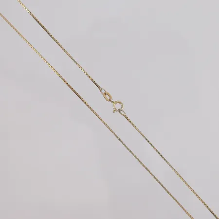 Kjede Veneziansk, forgylt, lengde 43cm, bredde 1mm, 925S Vekt: 2,3 g Kontakt Lånekontoret for frakt