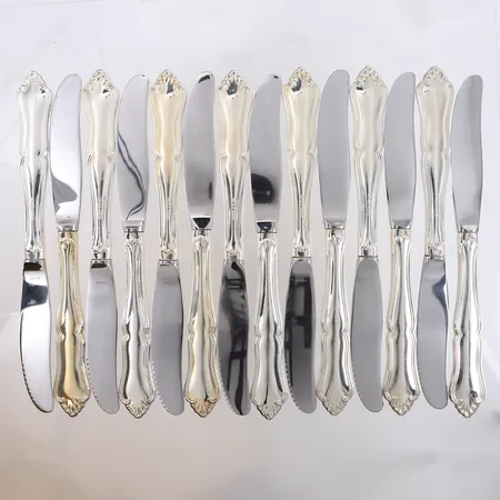 14 spisekniver Märtha, lengde 21,8cm, 830S, bruttovekt 1152g Vekt: 0 g Kontakt Lånekontoret for frakt