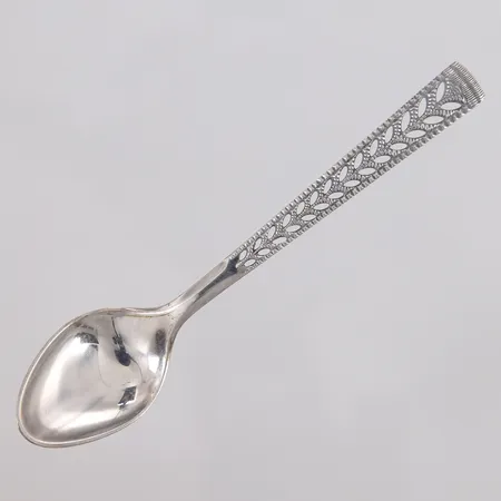 12 kaffeskjeer, Juvel, lengde 11,1cm, 830S Vekt: 112,9 g Kontakt Lånekontoret for frakt