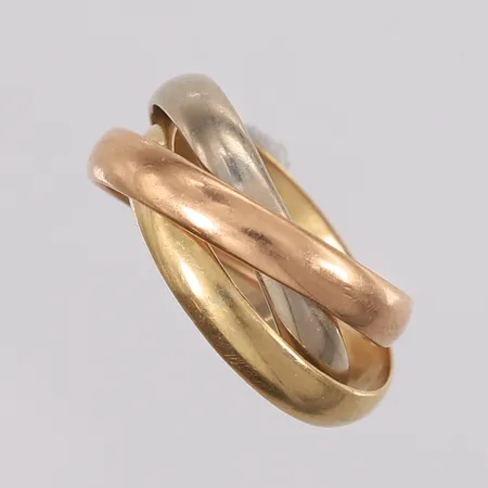 Ring, 3 ringer, trikolor, ø16,6mm, bredde 6,4- 6,6mm, 18K Vekt: 6,7 g Kontakt Lånekontoret for frakt