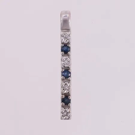 Anheng med blå stener og diamanter, 4 x ca 0,005 ct, lengde 24,7 mm, bredde 2,5 mm, 14K Vekt: 0,9 g Kontakt Lånekontoret for frakt