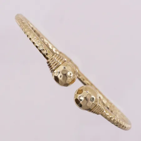 Armring, Ø 60 mm, bredde 3,3 - 9,6 mm, 14K Vekt: 12 g Kontakt Lånekontoret for frakt
