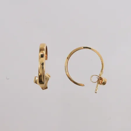Ett par øredobber, ca ø15mm, bredde ca 2,5mm, 14K. Vekt: 1,3 g Kontakt Lånekontoret for frakt